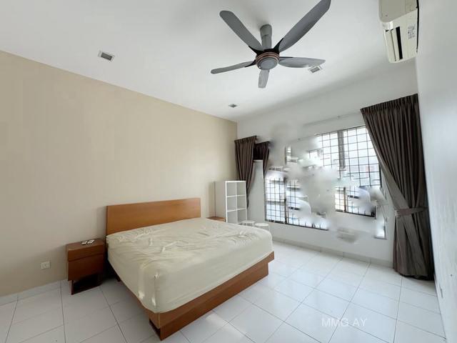 Fully Renovated Setia Alam 2 Storey Terrace House For Sale