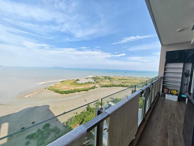 FULLY RENOVATED SEAVIEW Unit Below Bank Value Silverscape Melaka