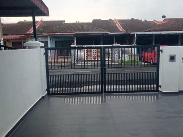 Fully Renovated Single Storey Terrace Bdr Rinching Semenyih