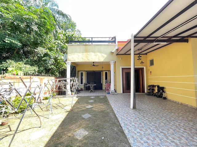 Fully Renovated Single Storey CORNER LOT Seksyen 29 Shah Alam