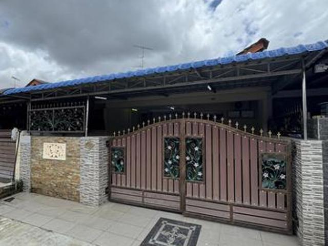 Fully Renovated Single Storey Senai Utama for SALE
