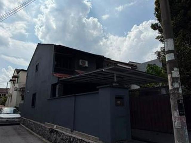 Fully Renovated Rumah Teres Taman Ampang Indah Unit Cantik Ampang