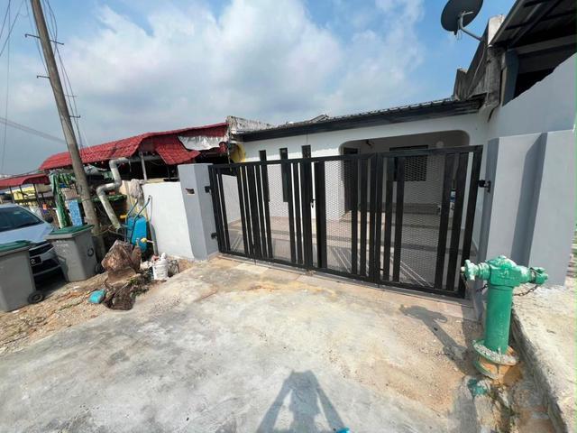 Fully Renovated Taman Sri Pulai Rotan Single Storey Low Cost