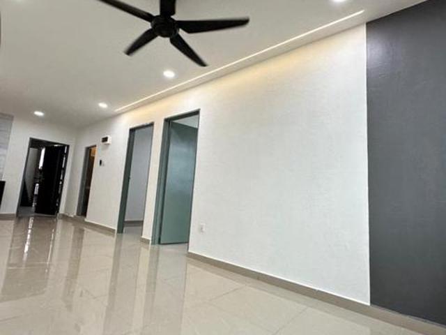 FULLY RENOVATED Taman Sri Putri Cengal Flat