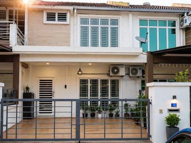 Fully Renovated Taman Pelangi Semenyih 2 Double Storey House