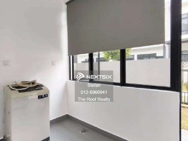 Fully renovated, unblock view, original 3 bedrooms reno to 2 bedrooms