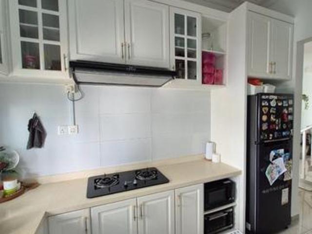 Fully Renovated Unit Ecotropic Kota Masai