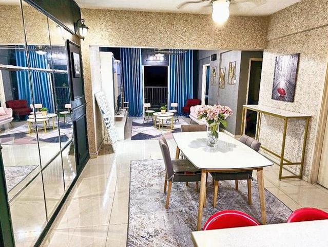 Fully Renovated Unit Facing Pool Suri Puteri Seksyen 20 Shah Alam
