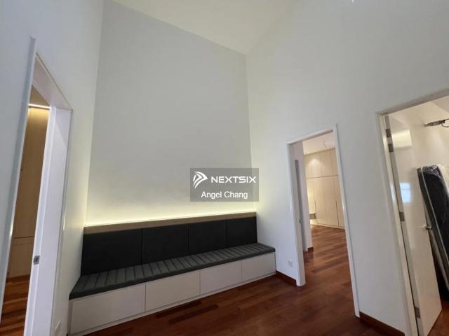 Fully renovated unit Gated & guarded ENDLOT