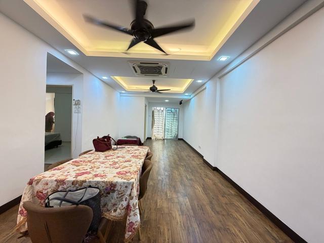 FULLY RENOVATED UNIT HOT NIlam Puri Condominium Bandar Bukit Puchong
