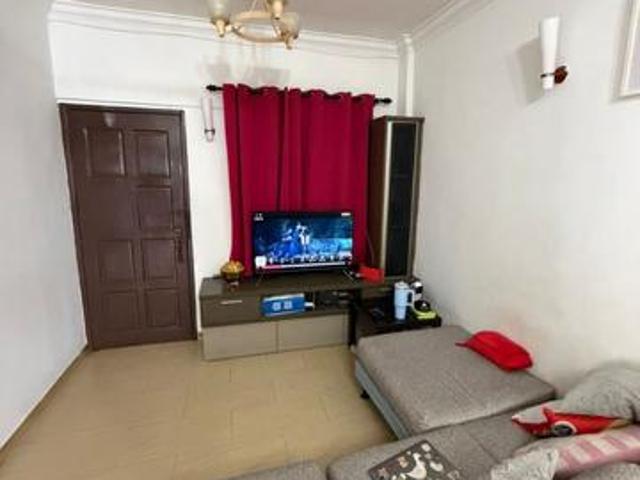 Fully Renovated unit in Pandan Ria Block A B