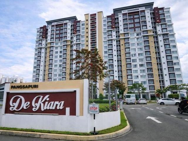 Fully RenovatedApartment for Sale Setia Alam Below Market Value