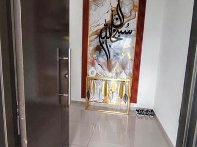 Fully RenovatedBelow MV Teres 2 Tingkat Taman La Casa Lunas