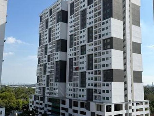FULLY RENOVATEDCONDOMINIUM PINANG LAGUNA Perai Boleh FULL LOAN