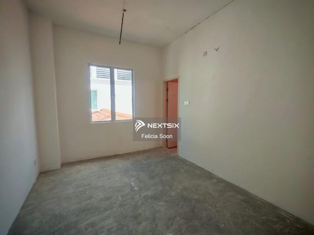 Fully Renovated/Fully furnished/3 beds 3 baths/High floor/Unblock view/699k only!