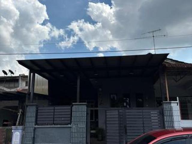 Fully renovation price below market kulai area