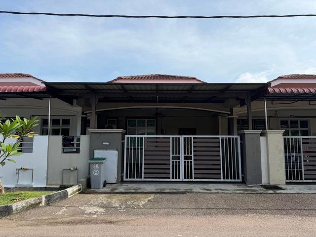 Fully Renovation Taman Saujana Kluang For Sale