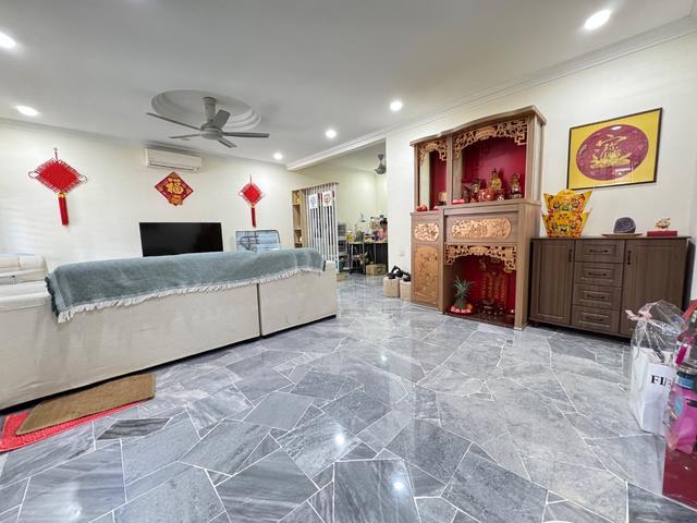 Fully Renovation 2 Sty Bangau Merak Helang Tiong Nuri Puchong Jaya