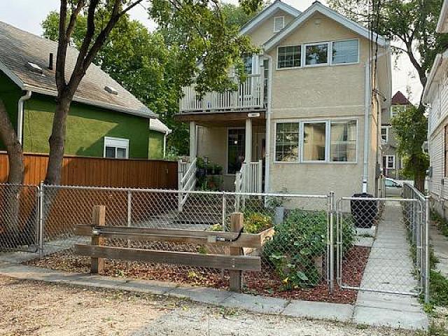 Fully Refurnished 1 Bedroom Apartment For Rent