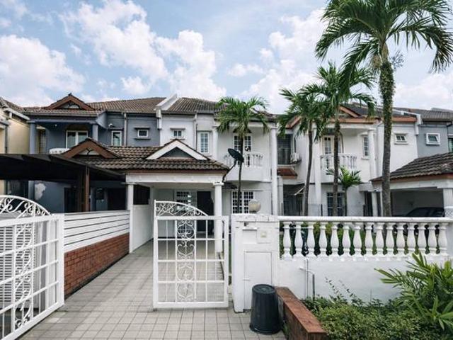 FULLY REFURBISHED EXTENDED 2 Sty Hse USJ 9 Subang Jaya