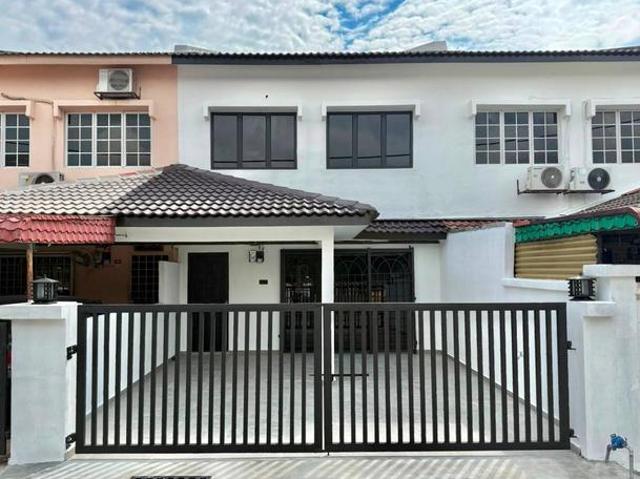 FULLY REFURBISHMOVE IN CONDITION MurahhTaman Kinrara Seksyen 2