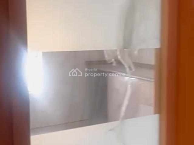 Fully Serviced 4 bedroom Maisonette Apartment All Ensuite