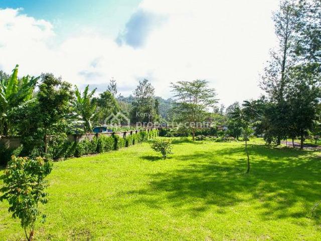 Fully Serviced Â¼ Acre Plots Available