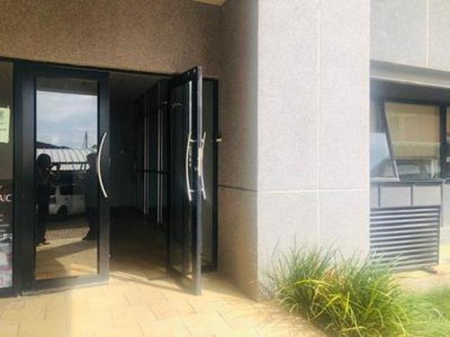 fully serviced office suite in upmar.