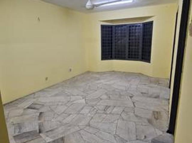FullyRenovated Sri Bayu Shop Apartment at Kampung Tasik Tambahan