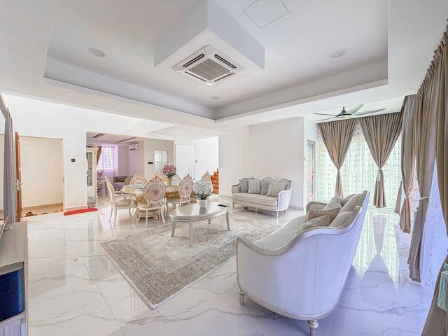 FULLYT FURNISHED Penthouse Ampang Putra Residency Ampang