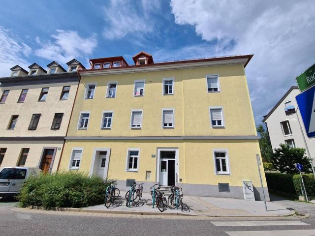 Für Anleger! Charmante vermietete ALTBAUWohnung en zu verkaufen