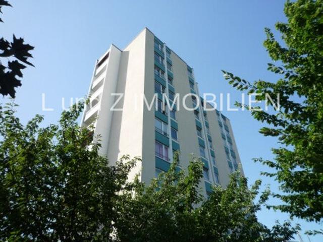 Für Kapitalanleger: 4 Zimmerwohnung mit traumhaftem Ausblick und großem Balkon