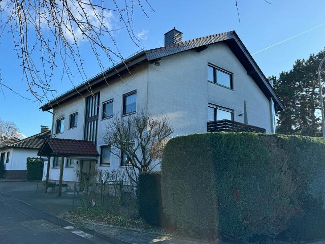 Für Kapitalanleger: Gepflegtes 3 Familienhaus in guter Lage von Nidderau Windecken