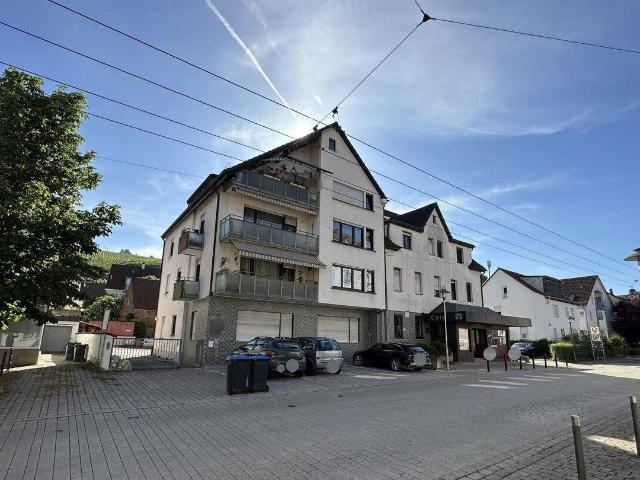 Für Kapitalanleger: Gepflegtes Mehrfamilienhaus mit 8 Wohnungen
