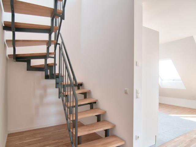 Für Paare & Singles Moderne & offen gestaltete Maisonette mit Fernblick in ruhigem Wohnviertel