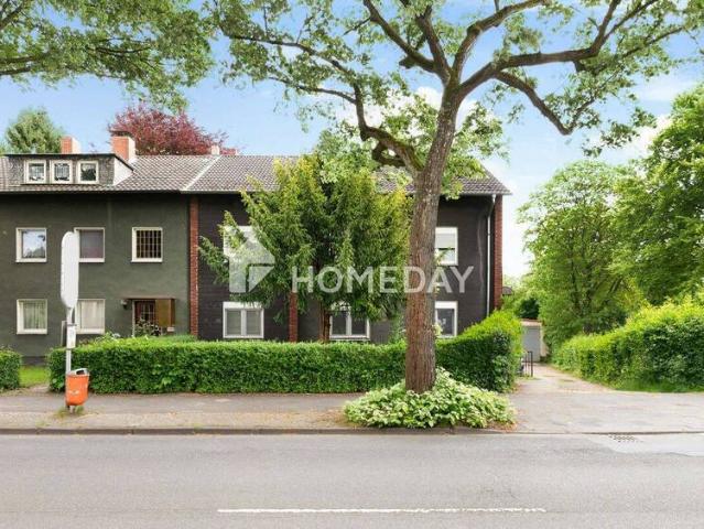 Für Visionäre & Familienmenschen Haus mit Gartenidylle und drei getrennten Wohneinheiten