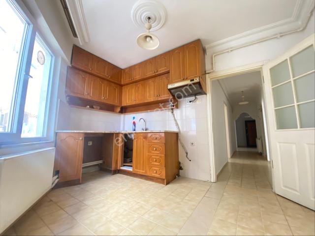 Furkan Emlak’tan Fevziçakmak Mah 2.kat 2+1 110m2 Cam Balkonlu Kiralık Fırsat Daire