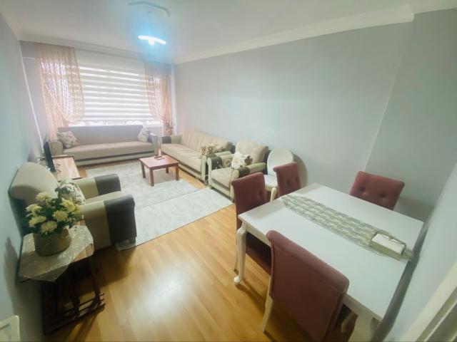 Furkan Emlaktan Kadıköy Mah 3+1 2.kat 130m2 Çift Balkonlu Dış Cepheli Fırsat Daire