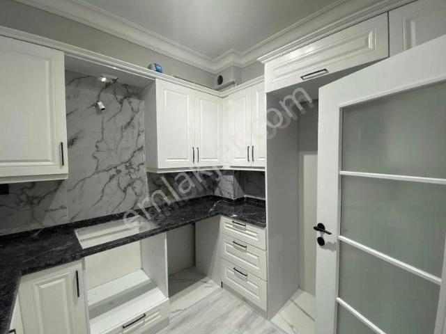 Furkan Emlaktan Çiftlik Mah. 2+1 1.kat 105m2 İçi Full Yapılı Balkonlu Arakat Satılık Fırsat Daire