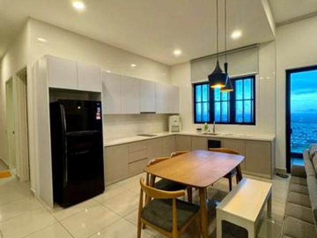 Furnish RenovateThe Parque Residences Kota Kemuning For Rent