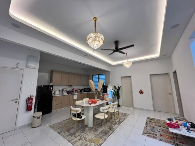 Furnished 3 room 3 bath Pangsapuri DRuby Jalan Intan Puchong Intan