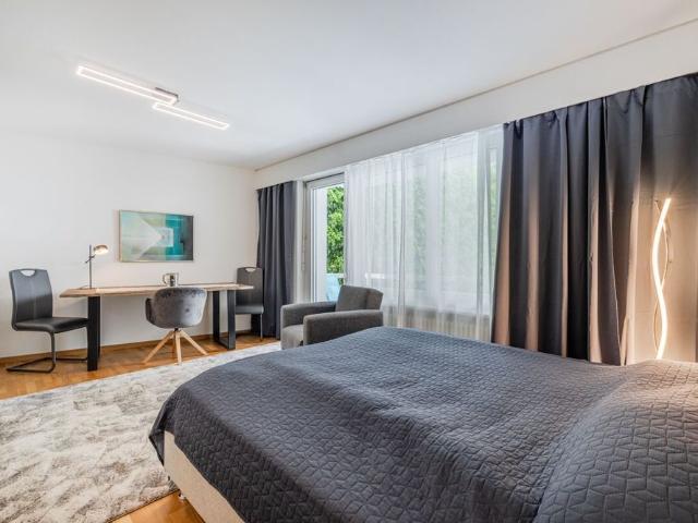Furnished 1.5 room studio apartment – flexible living with service as desired