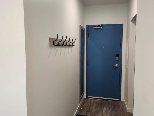 Furnished 2 Bed 1 Bath Condo near OC