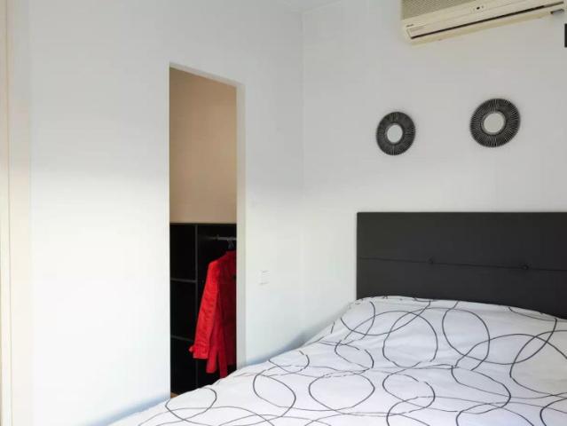 Furnished 2 bedroom apartment for rent in Gràcia