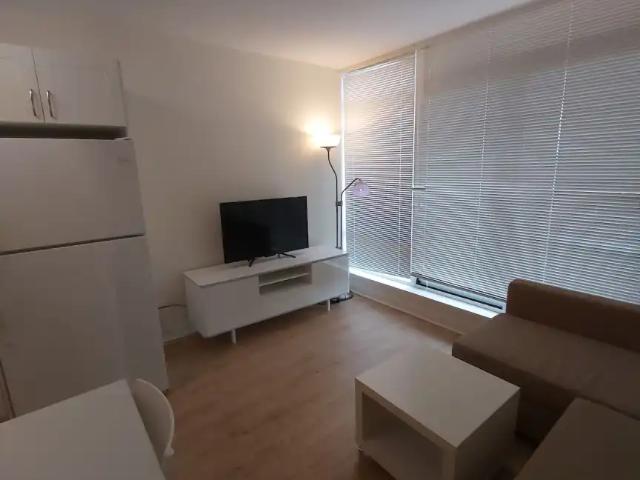 FURNISHED 2 BEDROOM CONDO @ UNIVERSITY CITY