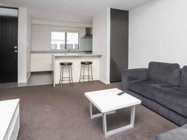 Furnished 2 bedrooms in Dinsdale