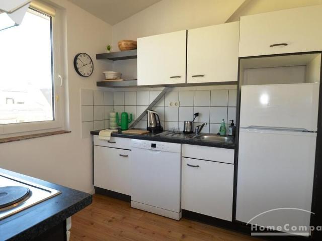 Furnished 2 Room Attic Apartment with Terrace in Berlin Neukölln