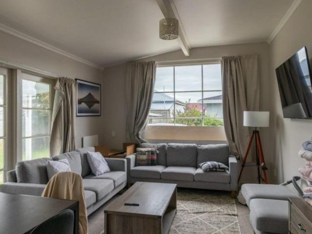 Furnished 4 Bedroom Villa close to town