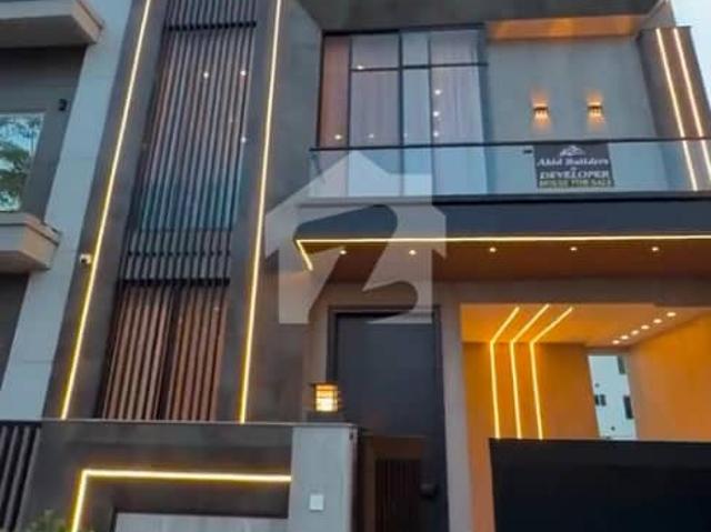 Furnished 5 Marla House Weekly Stay, DHA 9 Town Lahore