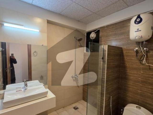 Furnished corner apartment for rent | the galleria
